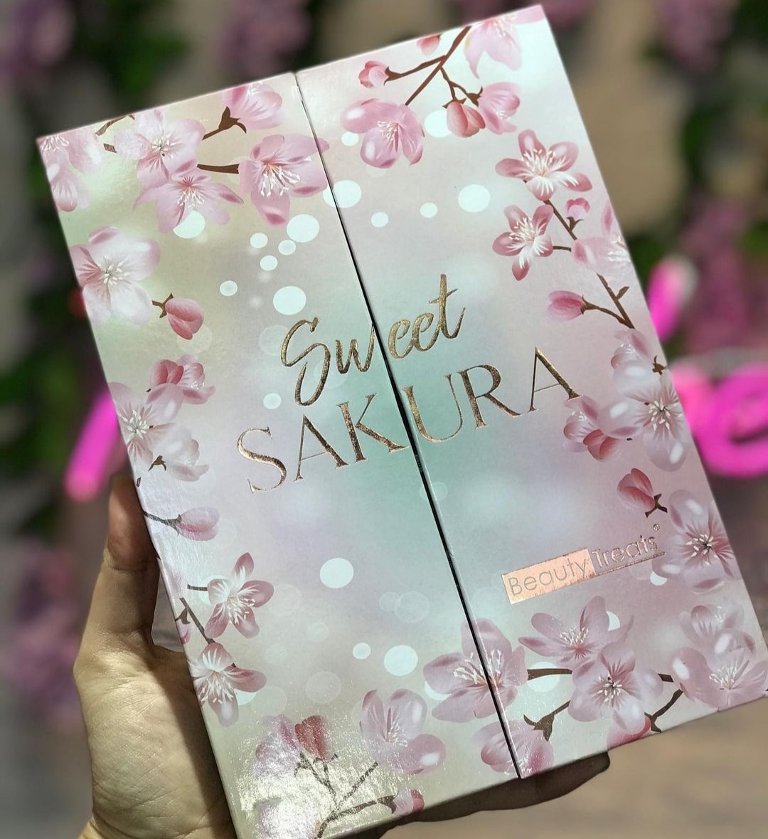 Beauty Treats Sweet Sakura 35 Eyeshadow Blush Highlighter & Bronzer Palette